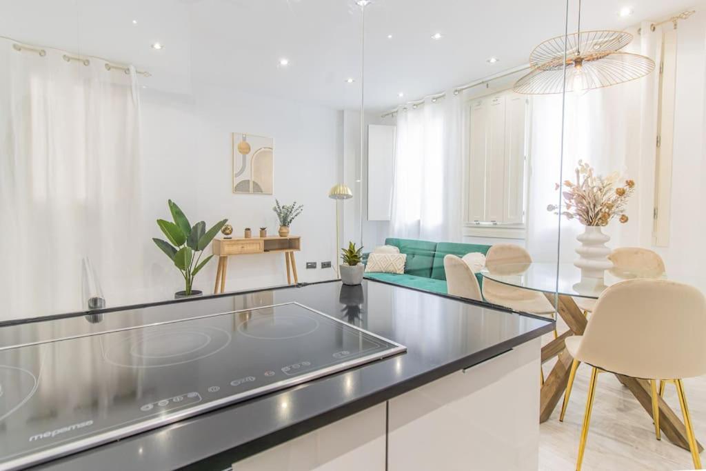 Luxury Duplex Plaza Del Pilar Lägenhet Zaragoza Exteriör bild