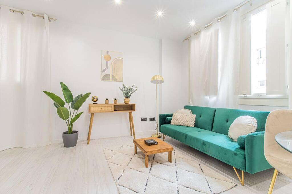 Luxury Duplex Plaza Del Pilar Lägenhet Zaragoza Exteriör bild